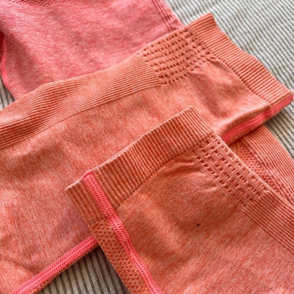 NWOT orange and pink GYMSHARK leggings - Picture 5 of 7